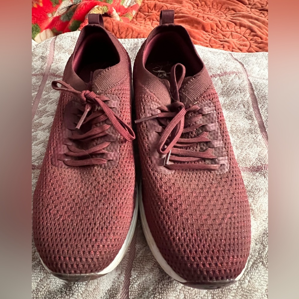 womans golf shoes